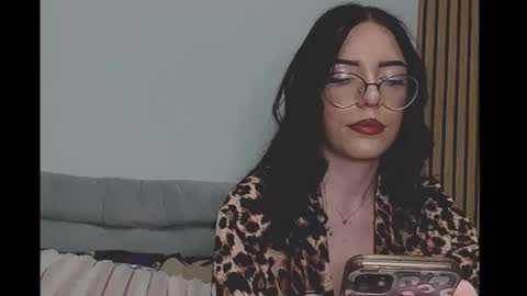 Chloe online show from January 10, 2026, 9:05 pm