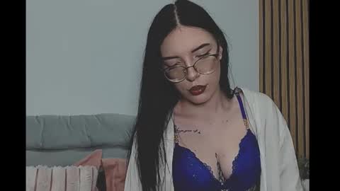 Chloe online show from February 7, 2026, 10:57 pm