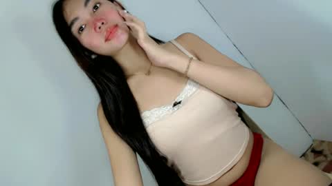 ella_walkerxxx online show from June 19, 2026, 4:22 pm