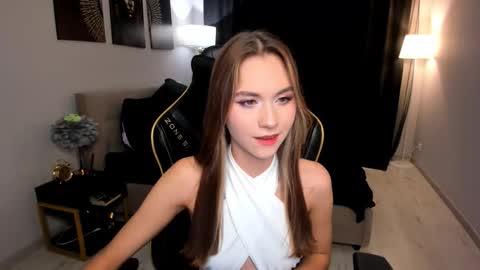 ellacurtis online show from March 6, 2026, 6:15 pm