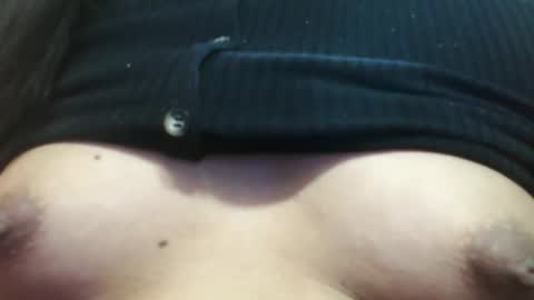 Ellah online show from February 3, 2025, 3:49 pm