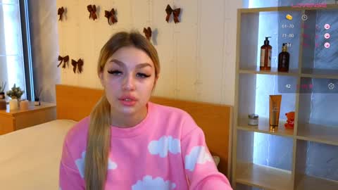 ellamilla online show from December 25, 2024, 5:26 am