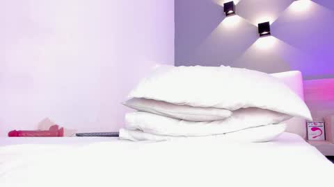 Ella online show from February 27, 2025, 8:28 am