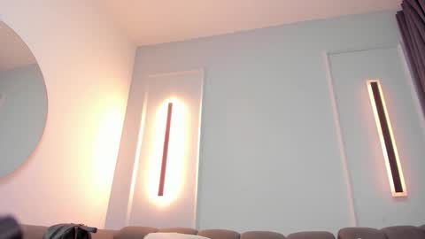 Ella online show from November 22, 2025, 10:36 am