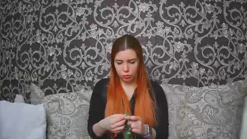 EllaNuar online show from February 5, 2026, 2:16 am