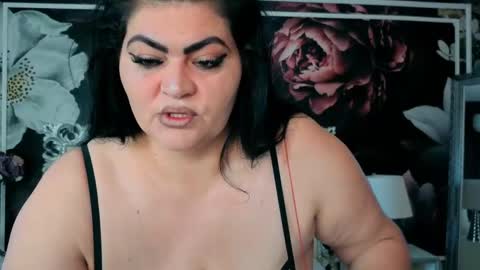 ellaxjane online show from April 25, 2026, 5:32 am