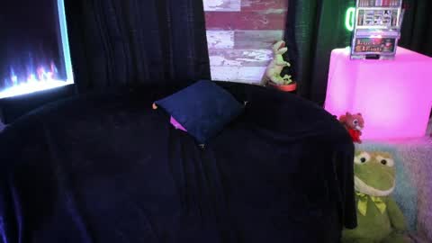 ELLE online show from March 29, 2026, 7:03 pm