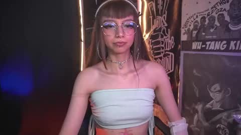 follow me on instagram .    online show from February 19, 2026, 8:05 pm