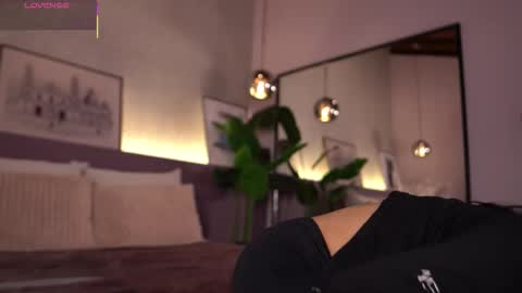 Snapshot of ellediane chatting on November 13, 2025, 10:08 pm Elle Diane online show from November 13, 2025, 10:08 pm