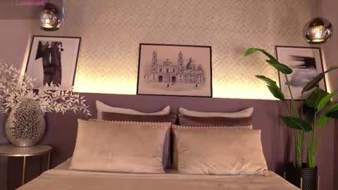 Elle Diane online show from January 12, 2026, 12:16 am