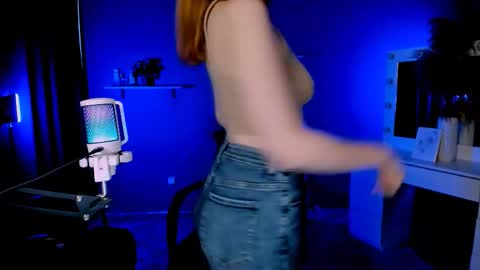 Ellie online show from October 2, 2025, 1:34 am