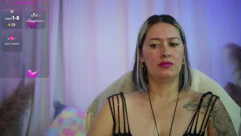 Snapshot of ellie_ramos chatting on April 30, 2026, 2:01 pm Ellie Ramos online show from April 30, 2026, 2:01 pm