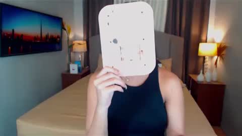 ellie online show from February 1, 2025, 2:37 am