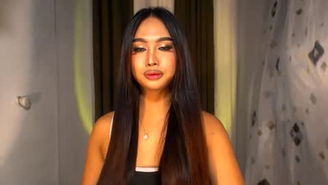 ellie online show from November 3, 2025, 5:25 pm