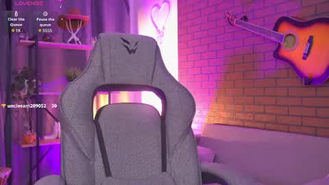 elliecutes online show from July 20, 2026, 10:39 am
