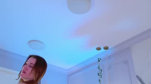 Snapshot of elliegarson__ chatting on April 19, 2026, 5:01 pm elliegarson__ online show from April 19, 2026, 5:01 pm
