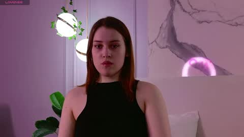 Snapshot of elliegarson__ chatting on May 9, 2026, 5:07 pm elliegarson__ online show from May 9, 2026, 5:07 pm