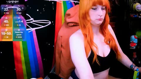 Snapshot of ellieobey chatting on October 19, 2025, 6:25 am Ellie online show from October 19, 2025, 6:25 am