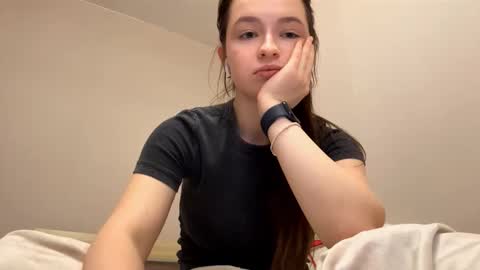 Ellie online show from January 7, 2026, 8:22 pm