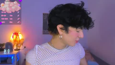 Snapshot of elliotvolkov chatting on June 6, 2026, 2:22 pm elliotvolkov online show from June 6, 2026, 2:22 pm