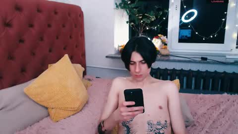 ellis_rin online show from November 24, 2025, 6:51 pm