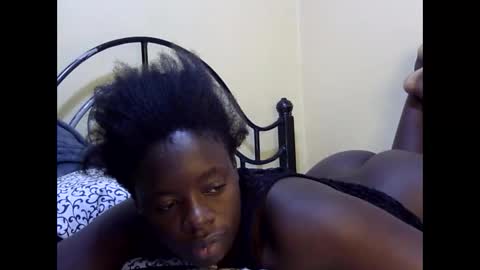 ellisa9 online show from October 16, 2025, 12:22 am