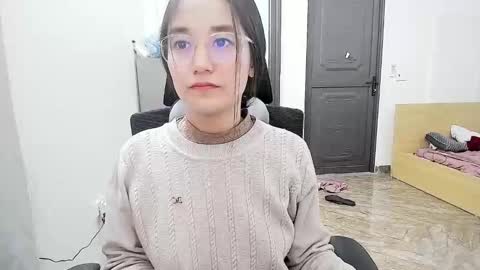 ellsa9x online show from February 12, 2026, 10:10 am