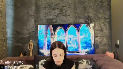 elly_ary online show from March 19, 2026, 10:58 pm