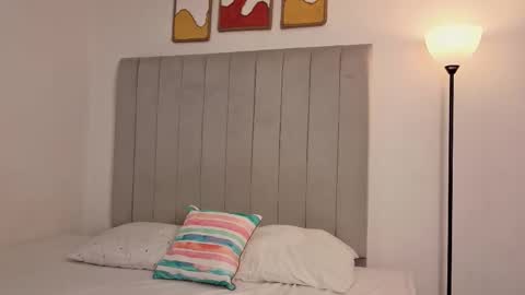 elly online show from February 10, 2026, 2:15 am