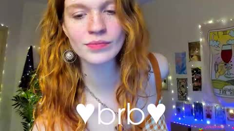 Elly     Fansly  online show from February 10, 2026, 9:52 pm