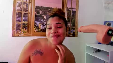 ellybloom online show from April 21, 2026, 2:01 pm