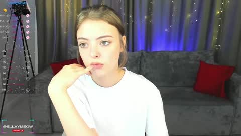 Elly online show from January 5, 2025, 11:26 am