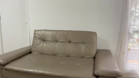 ellykeyofficial online show from May 27, 2026, 6:49 pm