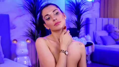 Snapshot of ellylynn chatting on October 23, 2025, 8:07 pm Elly online show from October 23, 2025, 8:07 pm