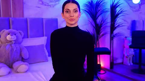 Snapshot of ellylynn chatting on October 27, 2025, 8:02 pm Elly online show from October 27, 2025, 8:02 pm