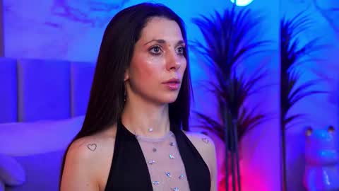 Snapshot of ellylynn chatting on November 13, 2025, 7:57 pm Elly online show from November 13, 2025, 7:57 pm