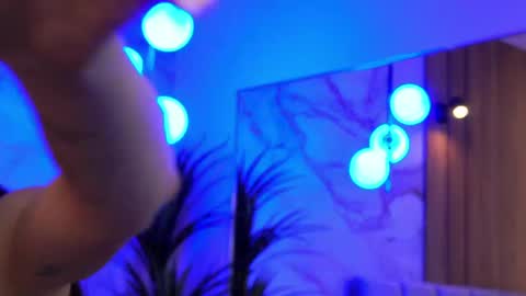 Elly online show from April 1, 2026, 9:12 pm