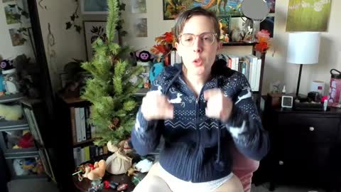 Elly Naomi online show from November 16, 2025, 10:15 pm