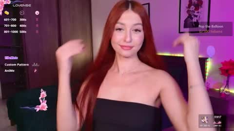 EllyPeach online show from December 3, 2025, 12:03 pm