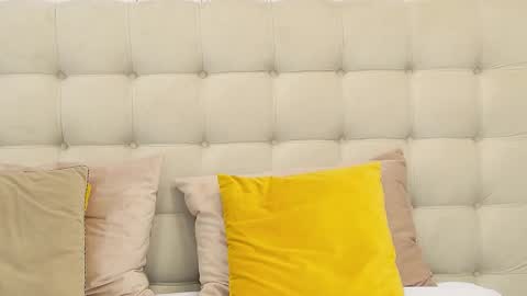 EllyRoss online show from December 14, 2025, 3:23 am