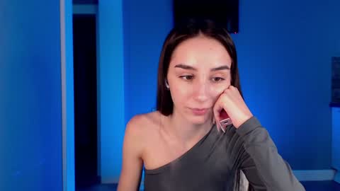 Snapshot of ellzabeth_ellison chatting on December 2, 2024, 9:45 am Im online Fri Sun Mon Tue Thu Fri Sat3 from 1000 online show from December 2, 2024, 9:45 am