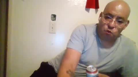 elmario24 online show from October 1, 2025, 4:40 am