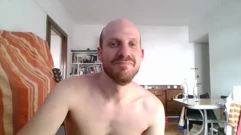 Mati Restrepo online show from December 31, 2024, 12:04 pm