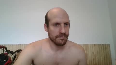 Mati Restrepo online show from March 29, 2026, 2:39 pm