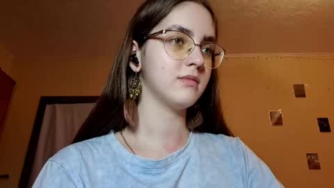 Kate online show from March 23, 2026, 1:48 pm