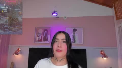 Elodie  online show from November 27, 2025, 11:34 am