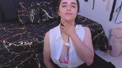 Snapshot of elowen_halley1 chatting on November 22, 2025, 8:41 pm elowen_halley1 online show from November 22, 2025, 8:41 pm