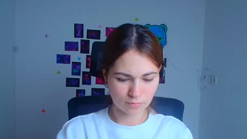 Elsa online show from November 18, 2025, 6:51 am