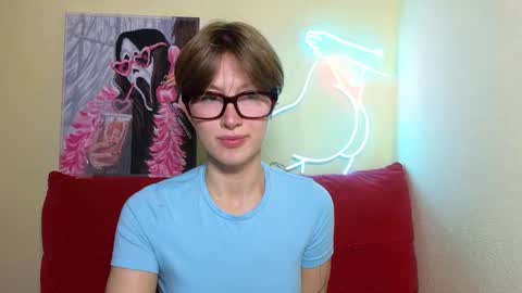 elsaangel online show from September 18, 2025, 2:13 am
