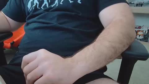 Snapshot of eltanke2206 chatting on February 11, 2026, 3:39 pm alexgarg online show from February 11, 2026, 3:39 pm